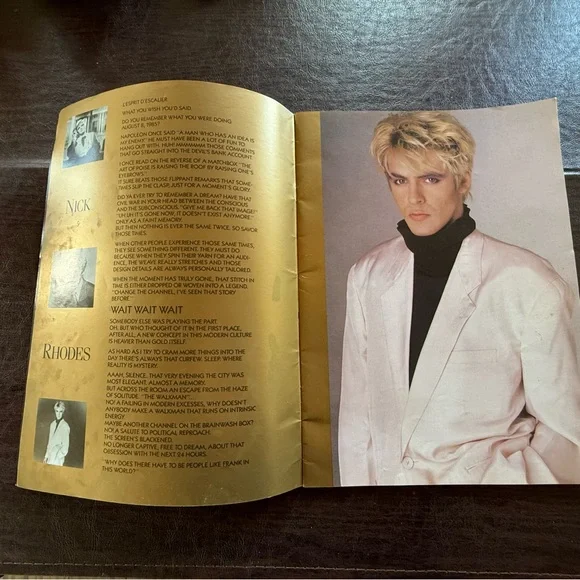 DURAN DURAN WORLD TOUR
1987 JAPAN PROGRAM BOOK
STRANGE BEHAVIOR - Picture 3 of 11